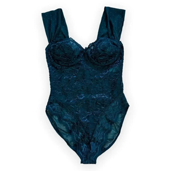 VINTAGE Lace High-Cut Bodysuit - Picture 1 of 9